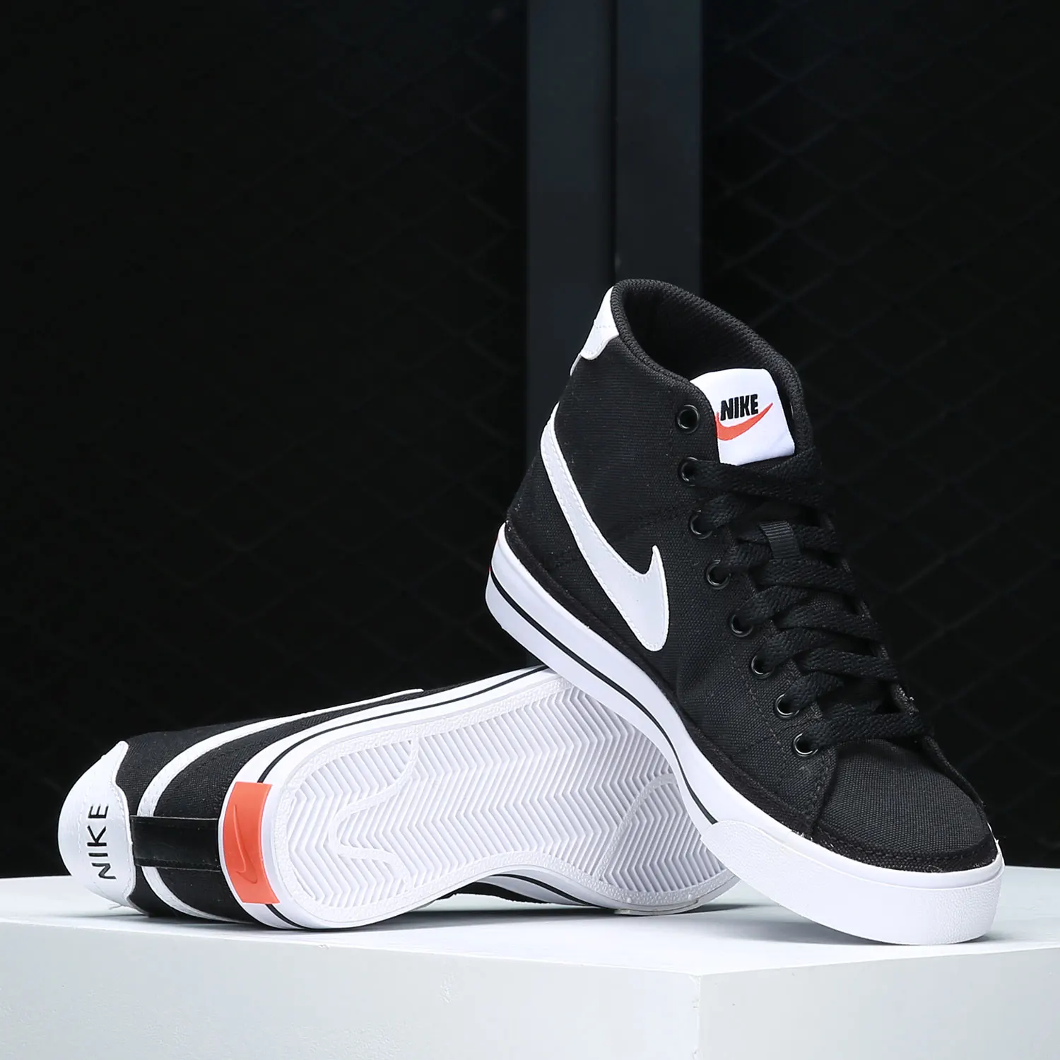 Nike Authentic COURT LEGACY CNVS Womens Casual Canvas Casual Shoes DD0161-001 view 3