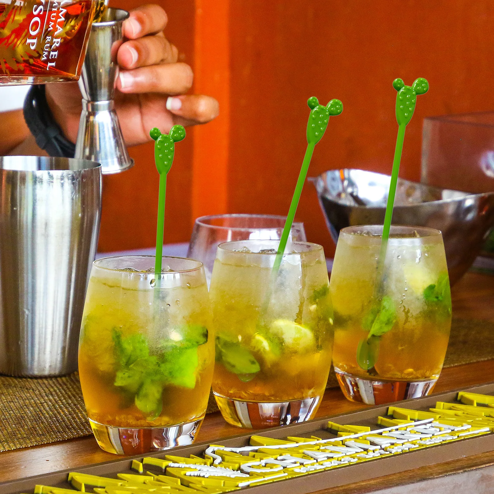 6-разнообразных-тропических-напитков-мешалка-из-пластика-для-кофе-напиток-набор-из-6-разноцветных-коктейльных-щеток-для-мороженого