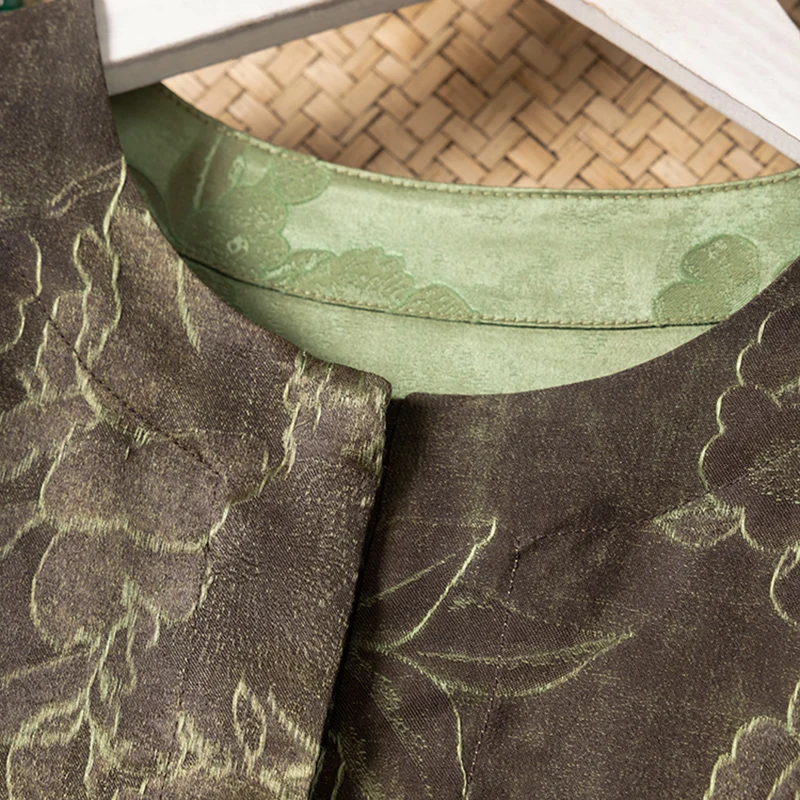 100% Natural Mulberry Silk New Top 2025 Early Autumn Chinese Style Versatile Round Neck Comfortable Fragrant Cloud Yarn Coat