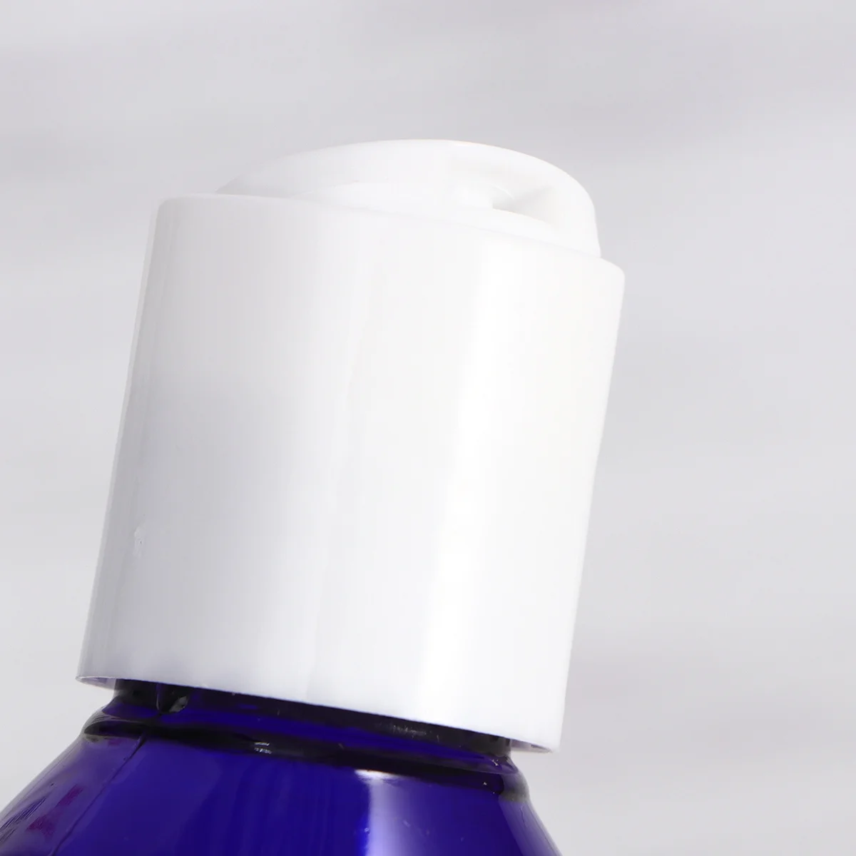 6 szt. Kompaktowych butelek podróżnych 250 ml, wielokrotnego użytku, przenośne dozowniki na balsam, szampon, serum, filtr przeciwsłoneczny, puste pojemniki