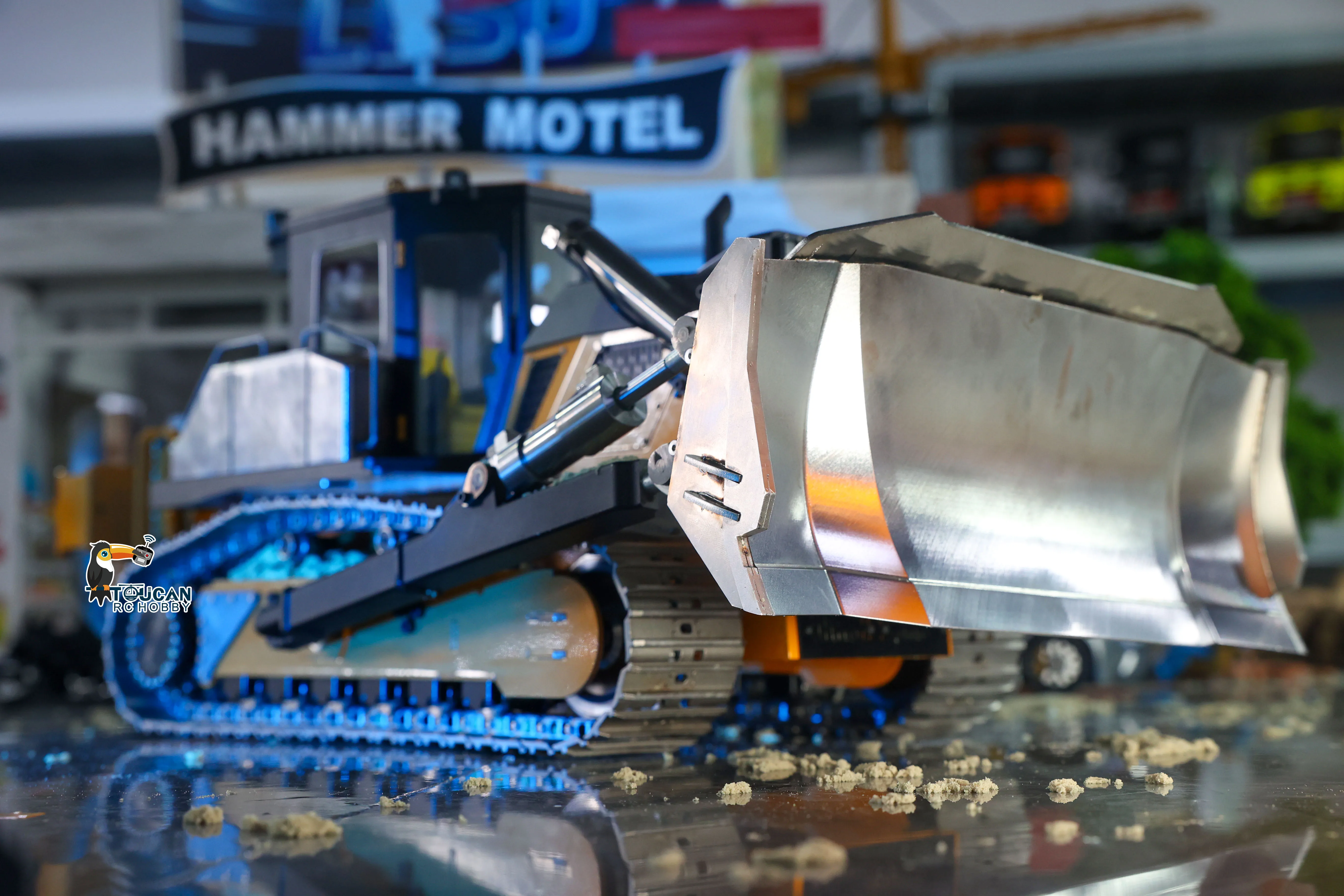 

1/12 D155 TOUCAAN HOBBY RC Bulldozer Giant Remote Control Dozer 7CH Valve Brushless Motor Construction Vehicle Models Toy