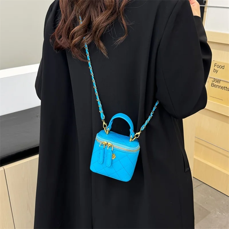 Sac à main en cuir de luxe pour femmes, fourre-tout classique élégant, fourre-tout à bandoulière, sac à main de styliste élégant pour les looks chics quotidiens