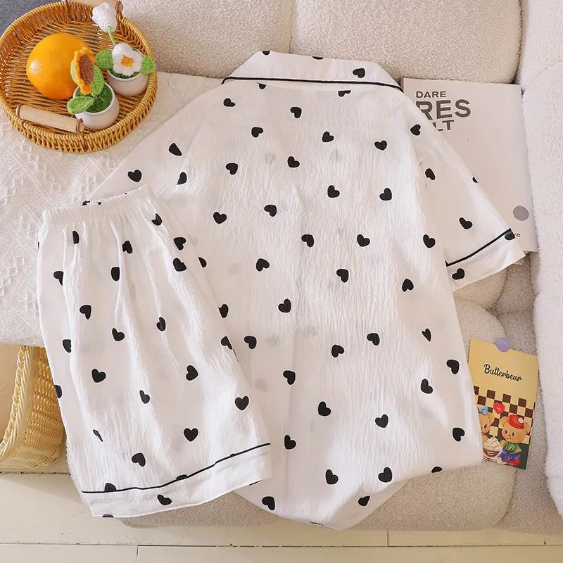 Autumn and Winter Pajamas Women's Short Sleeved and Shorts Heart Print Sleepwear Home Clothes Set Student White Nightwear 2