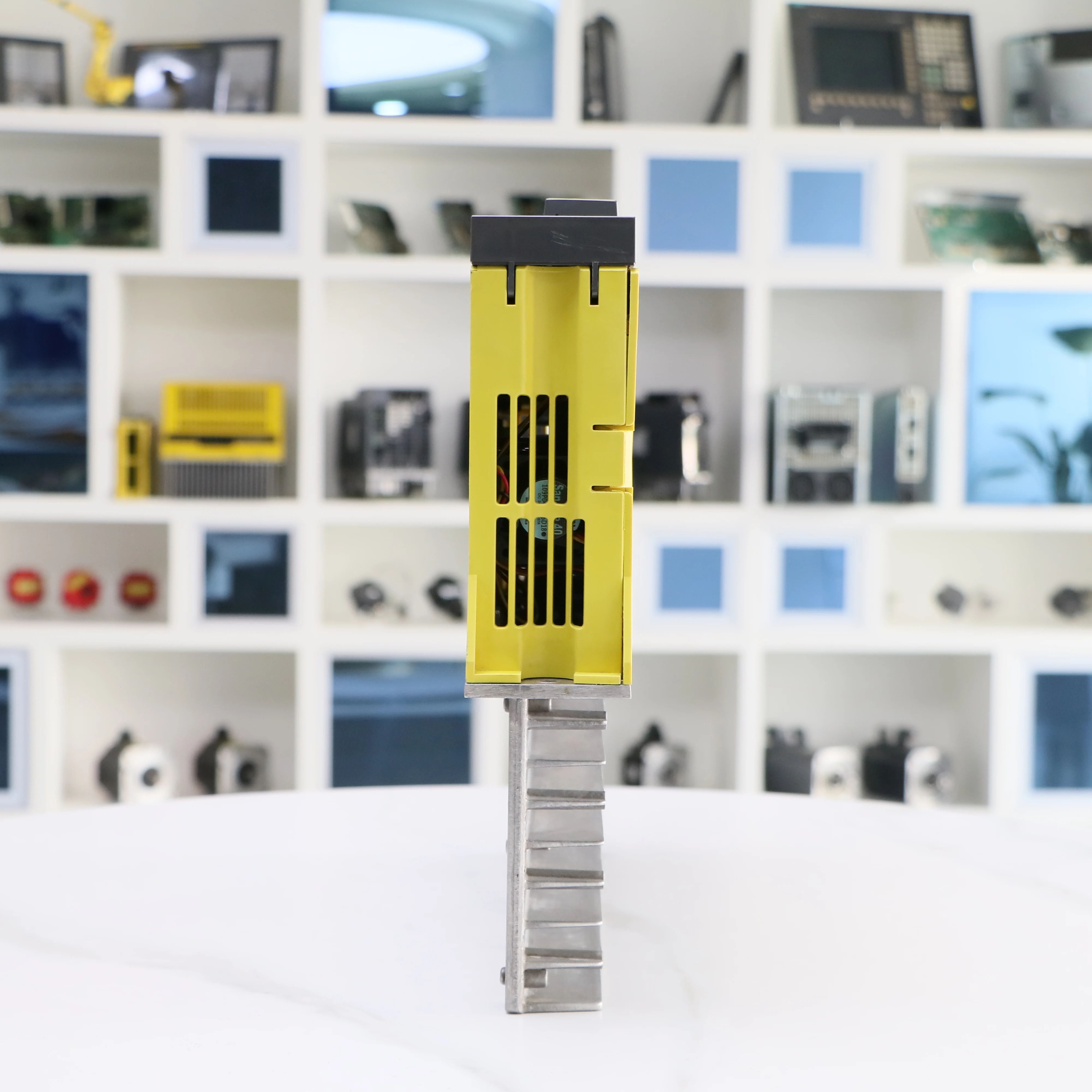 A06B-6096-H103 Fanuc 서보 드라이브 A06B6096H103, 12개월 보증 A06B 6096 H103