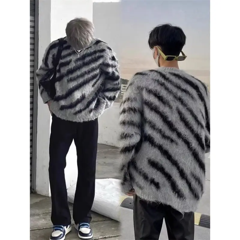 American Retro High-end Zebra Sweater Men's Round Neck Pullover Knitted Sweater Jacket Trendy Brand