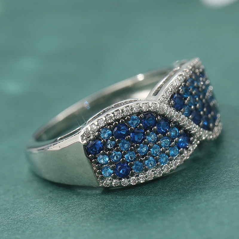 Luxuriöser Eingelegter Weiß-Blauer CZ Damenring Exquisiter Silberfarbener Geometrischer Ring für Tägliches Tragen und Partys Jubiläumsgeschenk – Detail 2