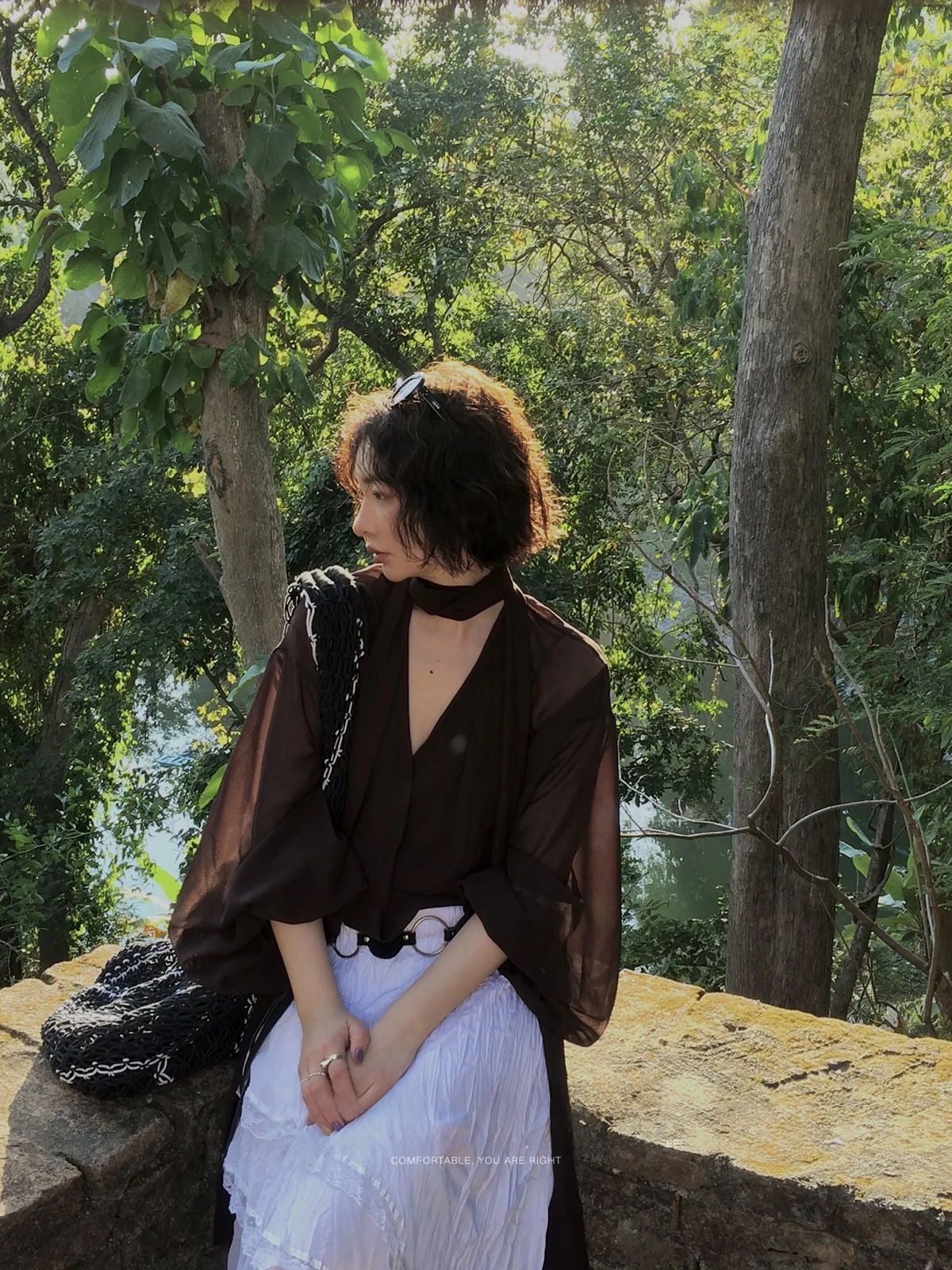 

Molin V-Ne T irt with Sa Layered Chiffon Loose Fit Retro Sle Long Sve Polyester Fiber Lantern Sve Top