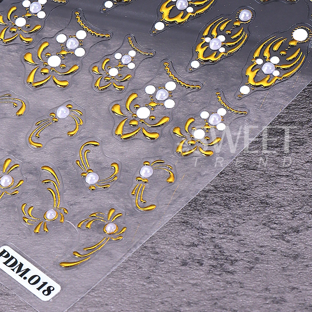 1 قطعة القصر الذهبي ريترو ستايل مسمار الفن ملصقات 5D تنقش ذاتية اللصق اللؤلؤ البتلة الفاخرة مسمار الشارات مانيكير DIY بها بنفسك الديكور