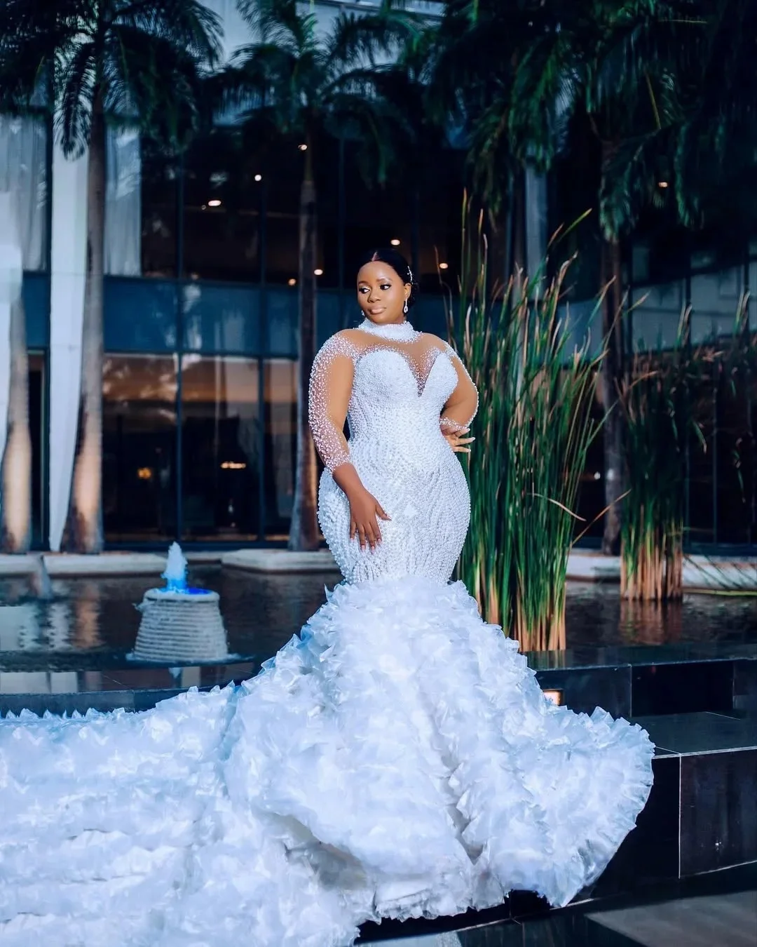Customized Luxury Sparkling Mermaid Wedding Dress African Women's Plus Size Bride Dress Pearl Long Sleeve Layered Wedding Dress