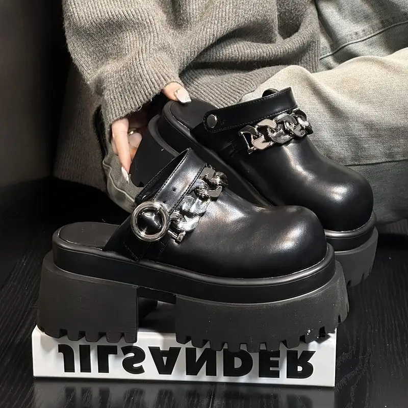 Women's Metal Chain Buckle Strap Closed Toe Platform Mule Clogs Slip on Punk Vintage Daily Outdoor Casual Footwear Drop Shipping