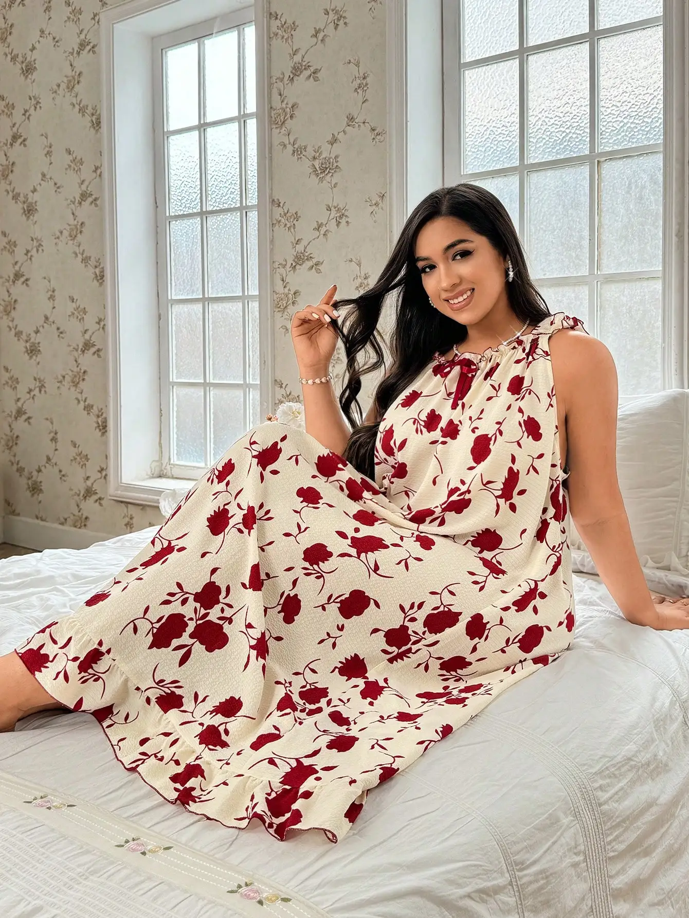 

Женская ночная сорочка больших размеров с цветочным принтом и бантом