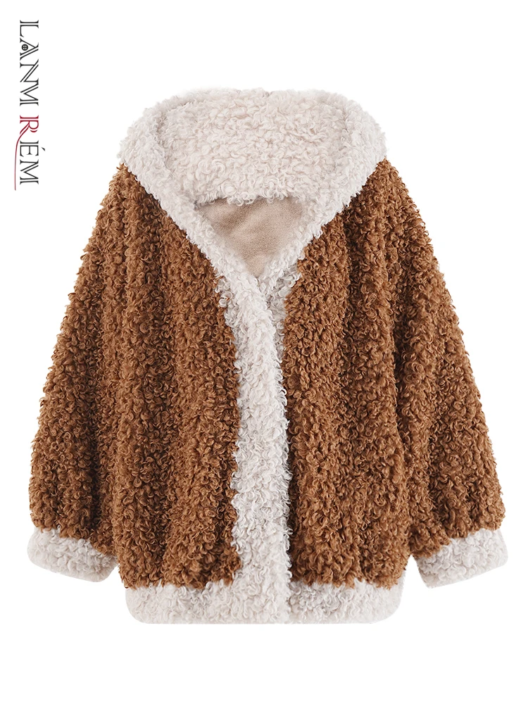 LANMREM Vintage Style Lamb Fur Zimowy krótki płaszcz dla kobiet Kontrastowy kolor z kapturem Grube kurtki Moda Nowy CPG2456