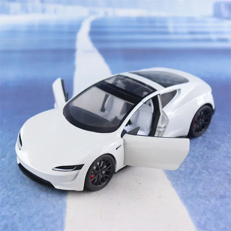 1:24 Tesla ROADSTER Alloy Car Model Simulation Sound And Light Pull Back Metal Toy Car Boys Collection Ornaments Gift F602