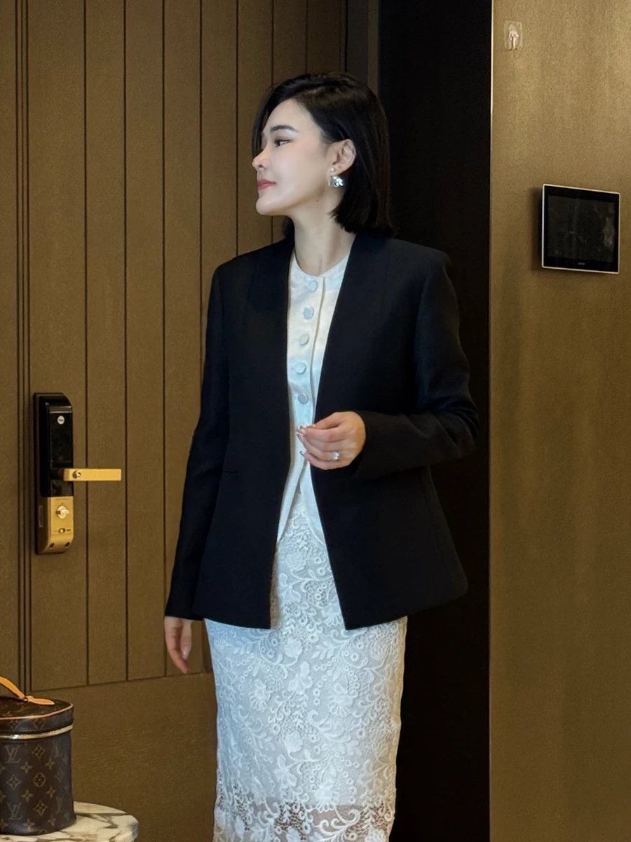 Ele Bla Garnitur z australijskiej wełny, marynarka damska, klasyczna seria modowa, nowość 2026, luksusowy styl, odzież biznesowa.