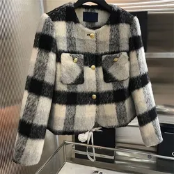 High-grade Women Long Sleeves Woolen Tops Coat Retro Ladies Loose Plaid Woolen Jacket Feminine Fashion Round Neck Short Outerwea