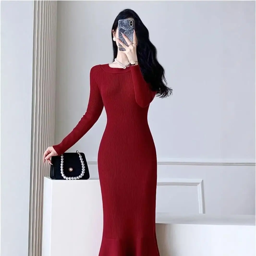 2024 Autumn And Winter New French Vintage Inside Sweater Dress Temperament Gentle Wind Knitted Bottom Dress Fishtail Skirt