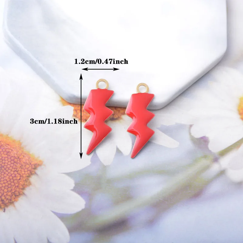 10 Stück, beidseitig mit Emaille verzierte Blitzanhänger, Kupfer, mit Öltropfen-Optik, zum Basteln von Schmuck, Ohrringen und Halsketten. – Detail 2