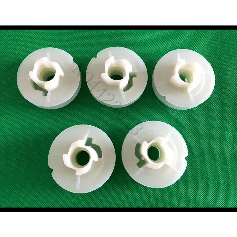 

5pcs 45cc 52cc 58cc chainsaw single Recoil starter pulley for Chinese chainsaw spares 3800 4500 5200 5800 Starter Rotor