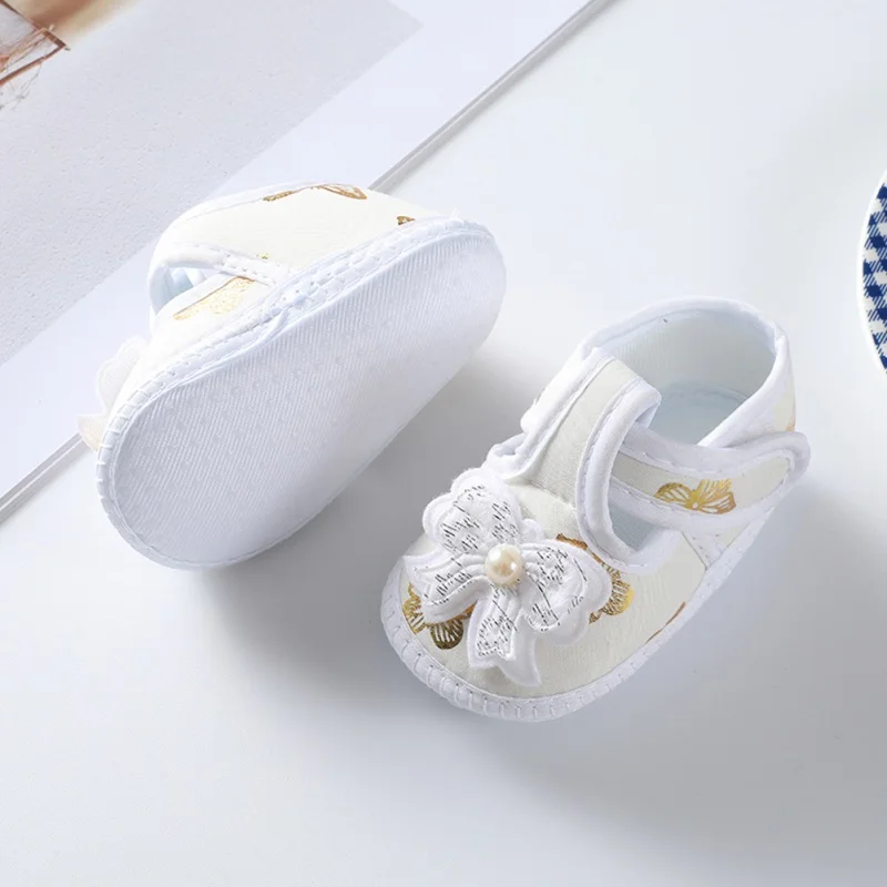 신생아용 미끄럼 방지 신발, 부드러운 밑창, 꽃 나비 매듭, 아기 침대 신발, 0-12M