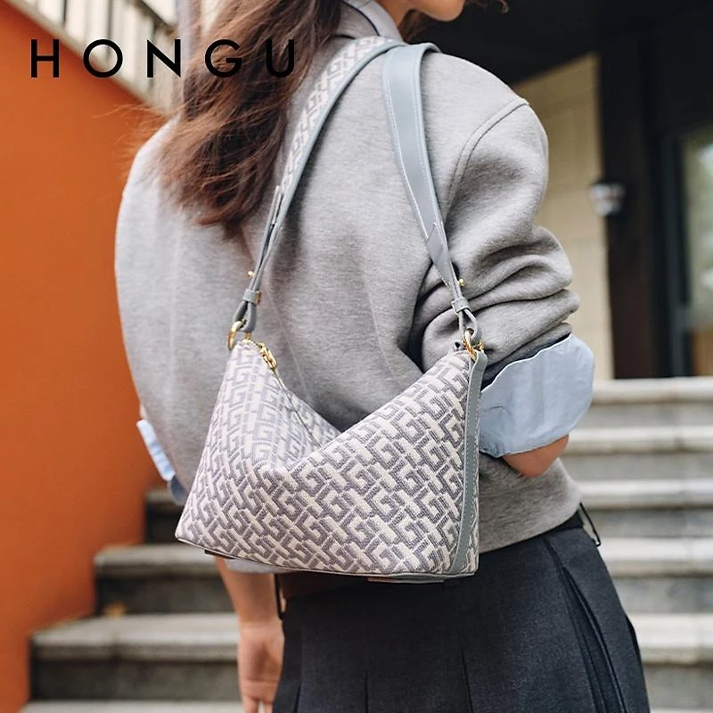 

HONGU Woman Summer Bag Synthetic Leather Square Bag Genuine Bag Luxury Woman Geometric Pattern Retro Bag Shoulder Bag P51756375