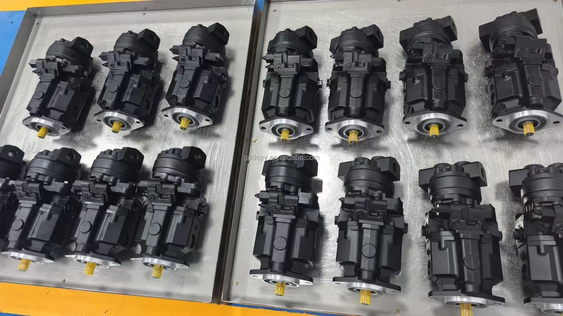 Eaton Hydraulic Pumps 70453 78453 70423 Pressure-Flow Compensated Piston Pump 70422-RAT Model