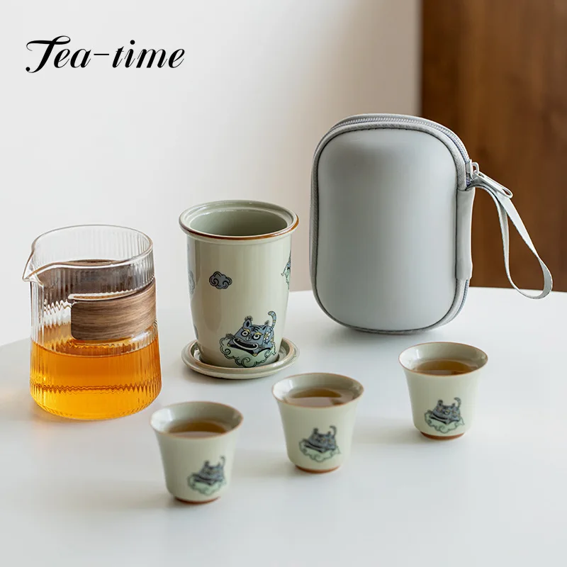 Cute Tiger Travel Tea Set Anti-scalding Glass Pot Ceramic Portable Outdoor Teaset 1 Pot 3 Cups Tea Making Set Tea Ceremony Gift