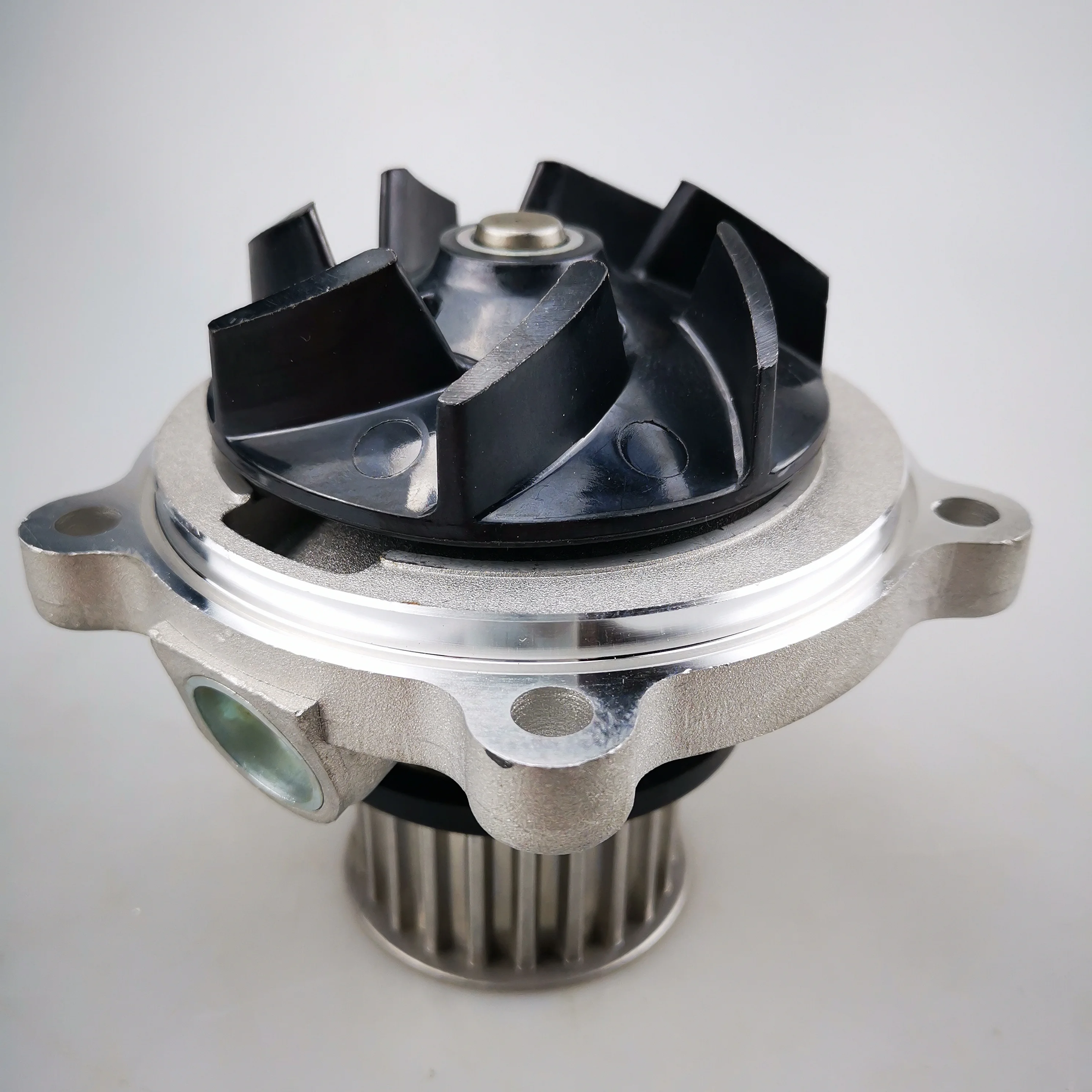 Accessori testa pompa acqua SAIC MAXUS V80/T60 C00014648