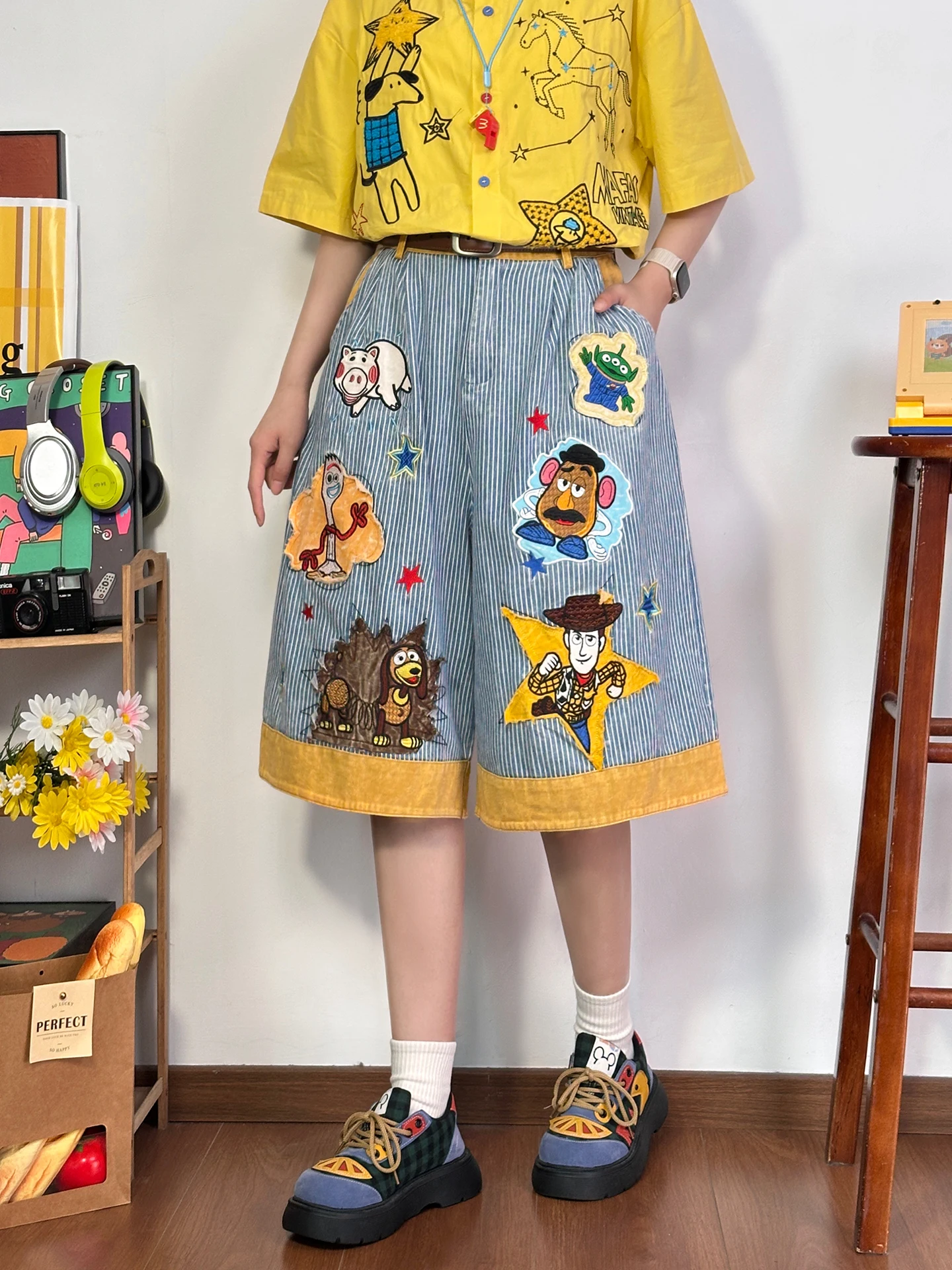 

Original Cartoon Embroidered Stripe Denim Patchwork Seven-Foot Women's Summer Loose Wide-Leg Shorts Casual Vintage Style