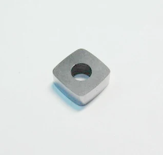 1EC80A715 Контакт питания MA001 9,2x9,2x3,2t мм, верхний источник питания A001 для Makino EC-3025,3040,7050 Верхняя энергирующая пластина