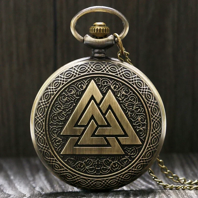 

Vintage Nostalgic Commemorative Quartz Watch with Three Triangular Patterns Quartz Pocket Watch
