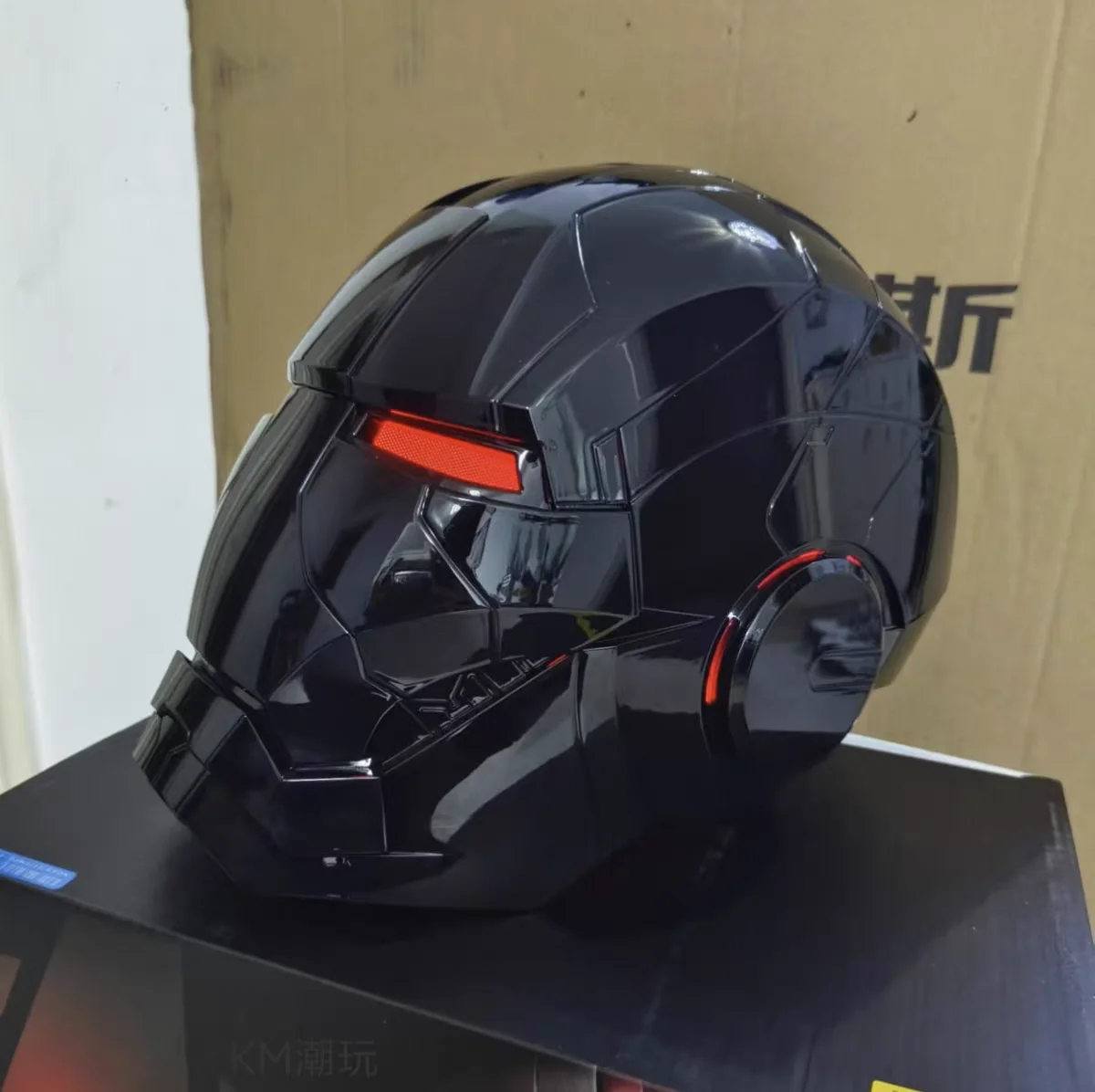 

2025 New Iron Man Mk5 Black Helmet Automatoc Voice Control Avengers Mk5 Cosplay With Led Light Toy Close Ironman Helmet Gift