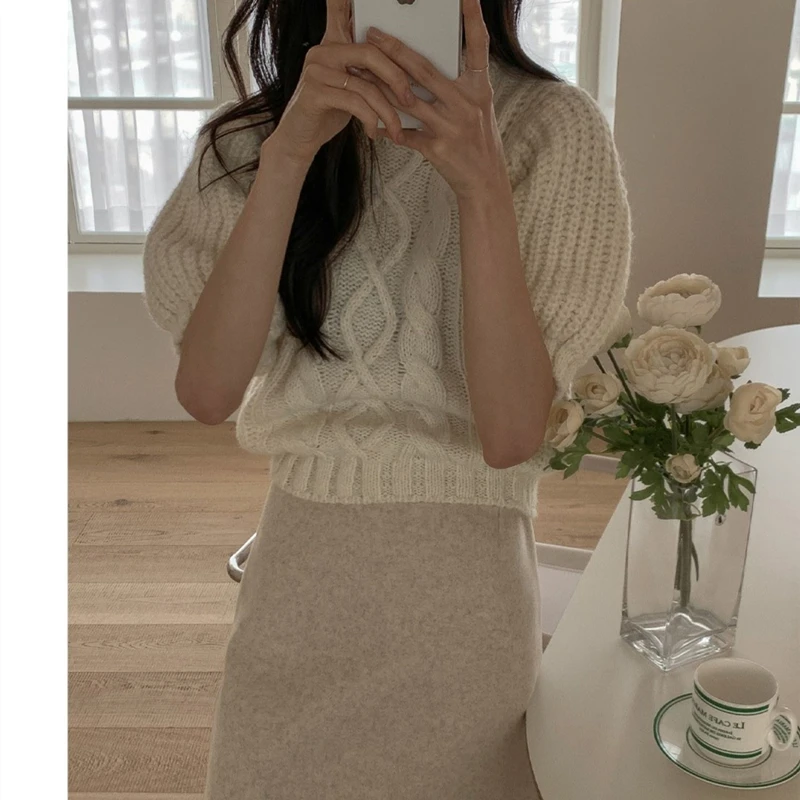 Women Crew Neck Puff Short Sleeve Sweater 2025 Gentle Retro Twist Sweet Jumper Casual Solid Loose Knitwear Tops Autumn Clothing