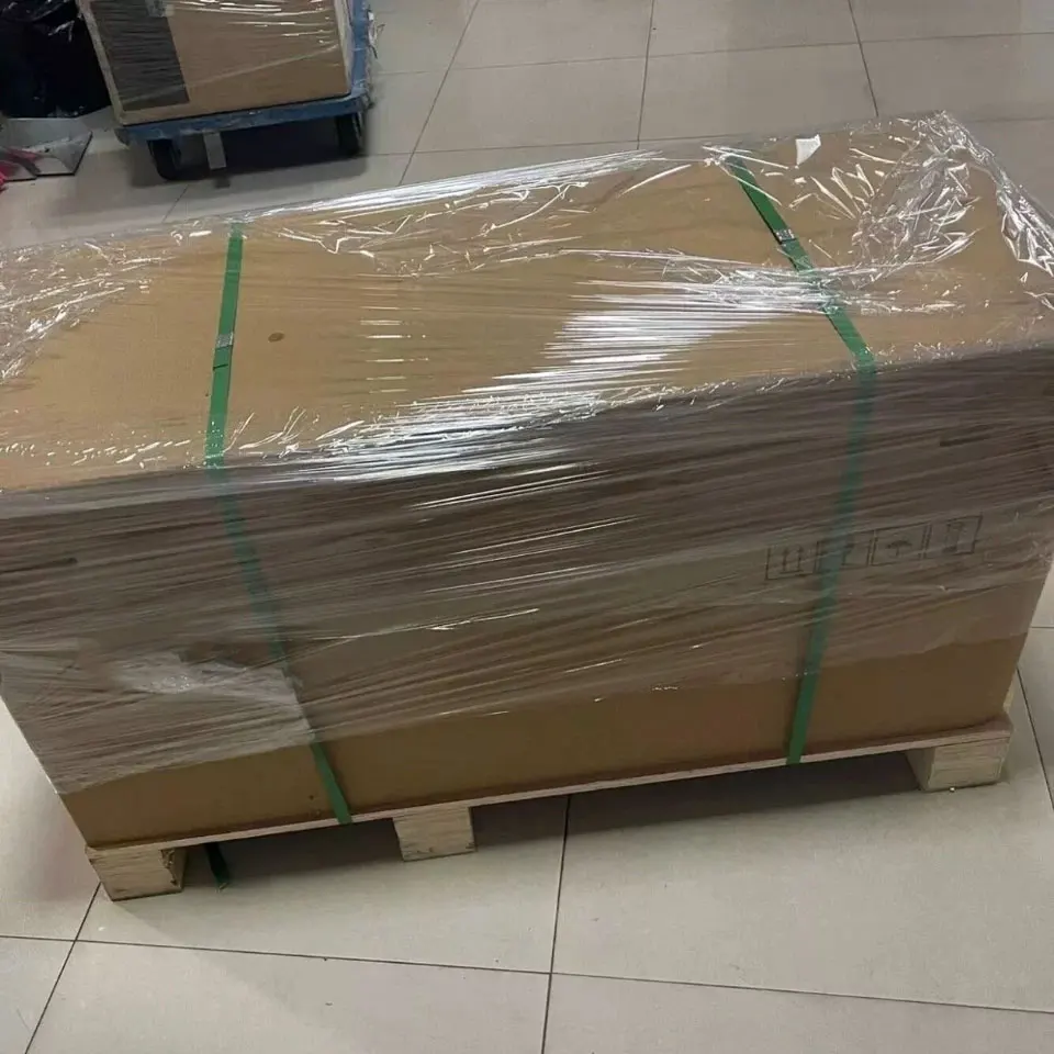 새로운 ACS550-01-195A-4 ACS550-01-246A-4 ACS550-01-290A-4 1년 보증