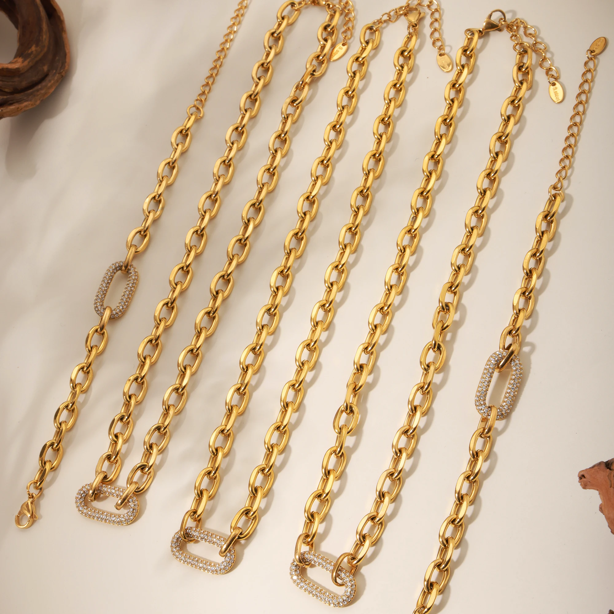 Trendy Vachette Clasp Chain Bracelet Necklace For Women Gold Plated Zircon Pendant Luxury Waterproof Bangle Jewelry Gift