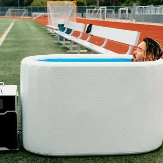 Vasca gonfiabile portatile per piscina da bagno di ghiaccio all\'aperto Recupera la terapia del freddo pieghevole con canna da immersione fredda per