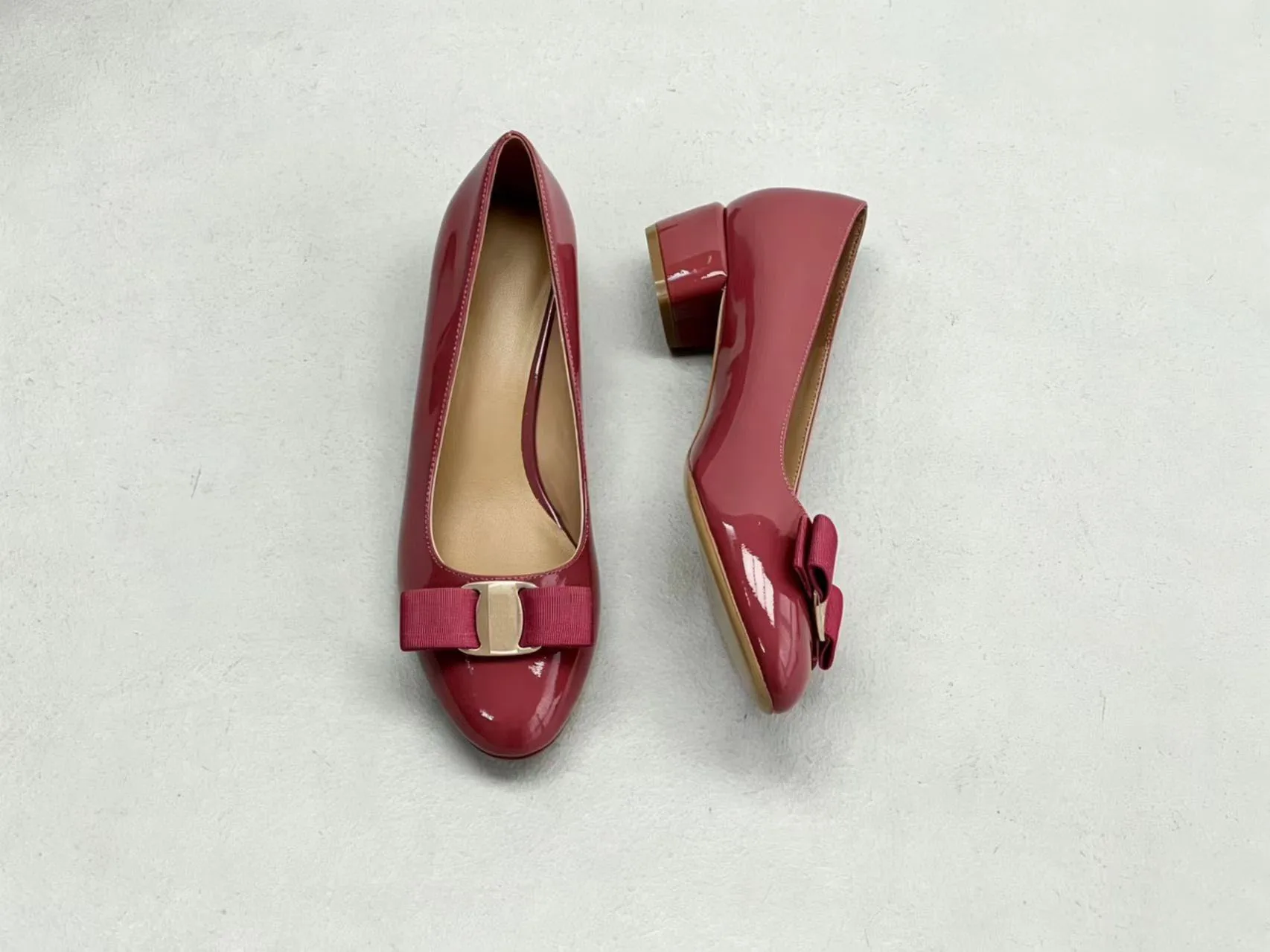 Picture 3: Women's Leather Pumps Bow