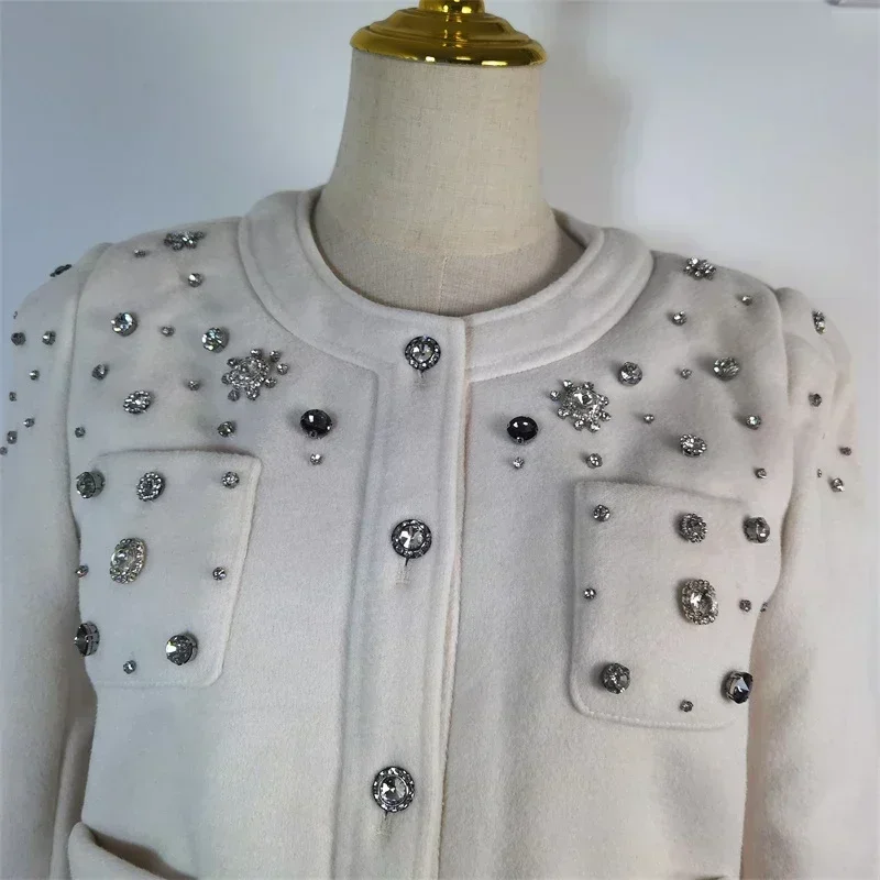 Chaqueta de Cachemira de dos caras para mujer, chaqueta blanca informal de lana con bolsillos y cuello redondo, bordada con diamantes, moda de