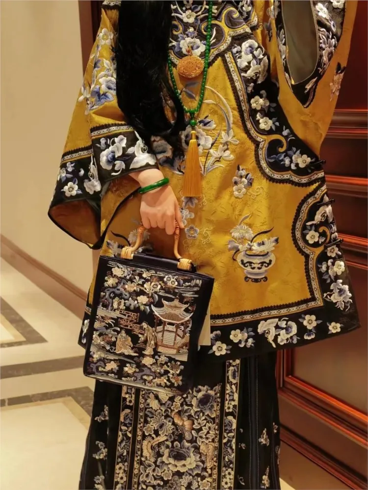 Han girl's ginger yellow embroidered top heavy industry new Chinese-style skirt young lady's suit