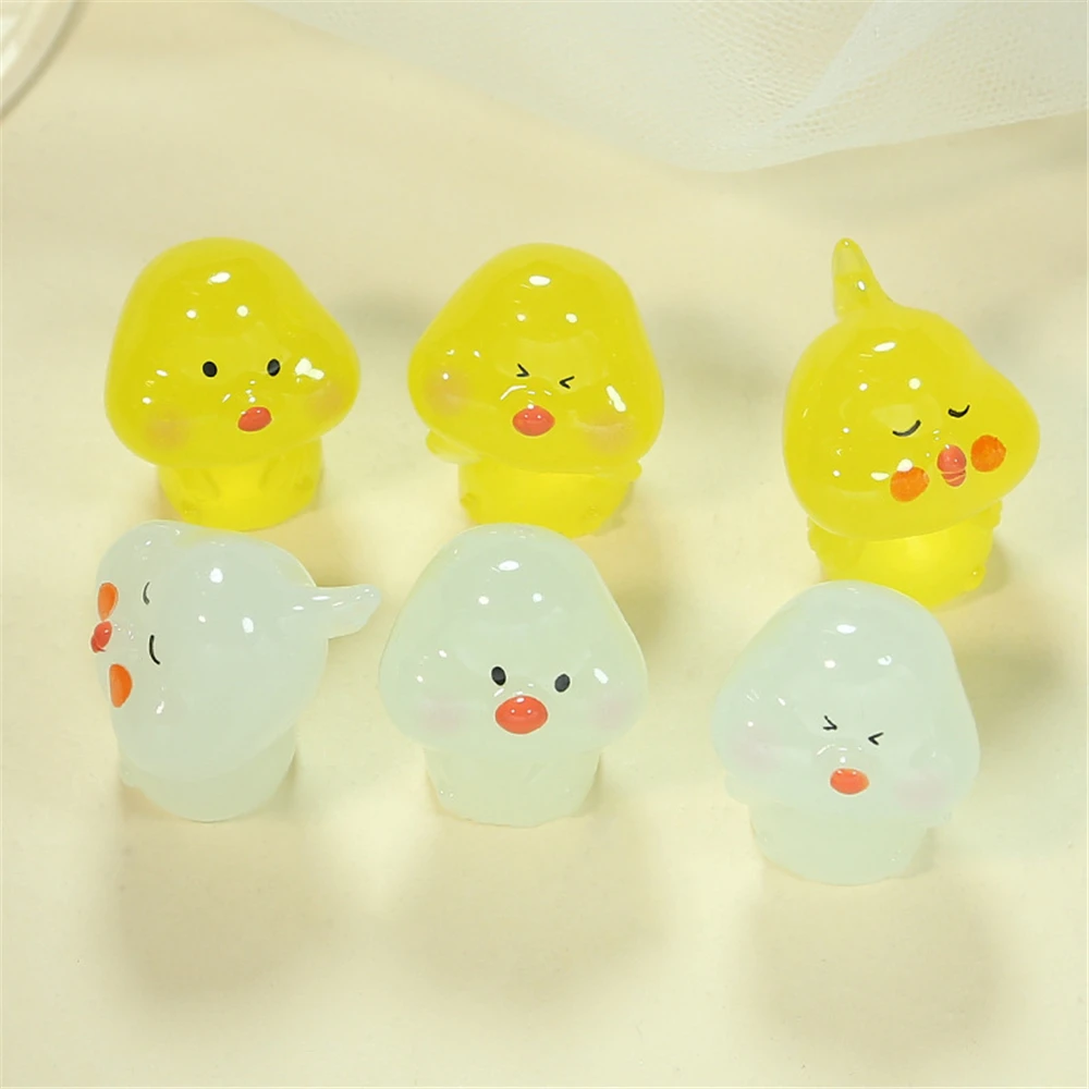 3pcs/set Yellow White Chick Doll Figurines Miniature Fairy House Ornament Terrarium Room Decor Hen Micro Luminous Animals Statue