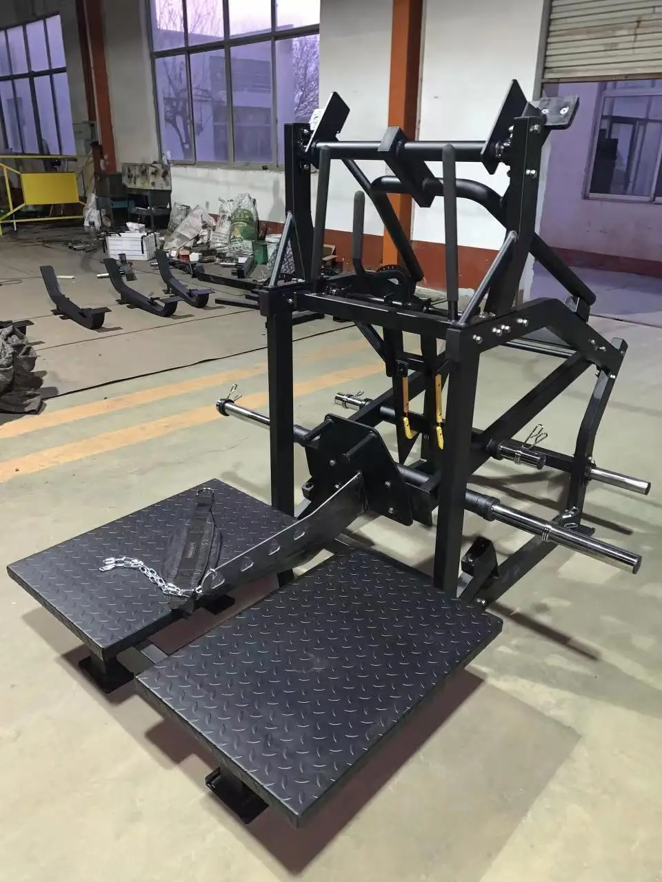 Belt Squat Body Weight Machine High Quality Fitness Equipment Plate Loaded Hip Belt Squat Machine Pit Shark Short Frame