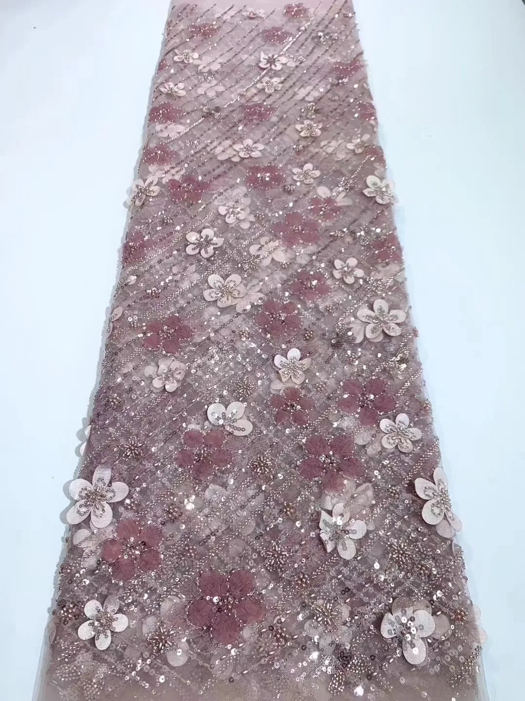 

2024 High Quality African Handmade Beaded Lace Fabirc Nigreian Embroidery Sequins Lace Fabric Women Wedding Dress NXH5975