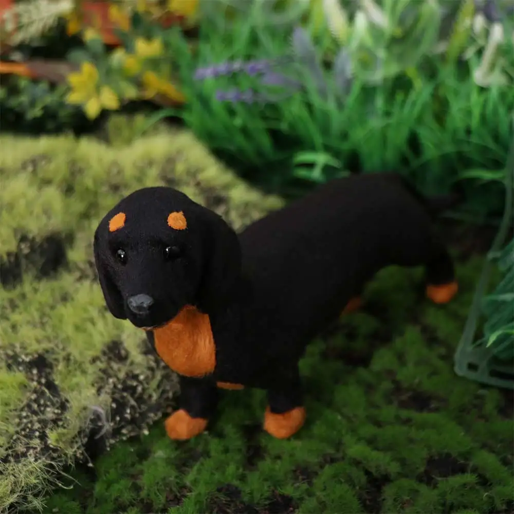 Emulational Home Decoration Lifelike Child Gift Handcrafted Realistic Dachshund Simulation  Dog Model Pet Animals