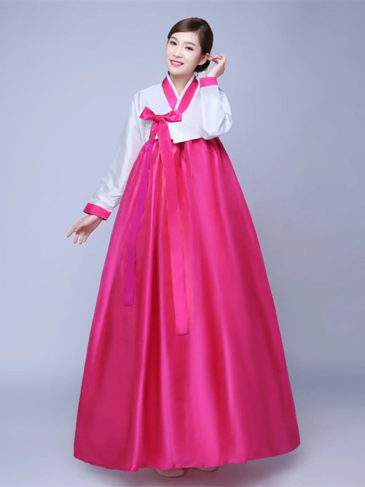 

Классический корейский традиционный костюм для женщин, сценическая одежда, танцевальный наряд в стиле древних китайских династий, ханбок.