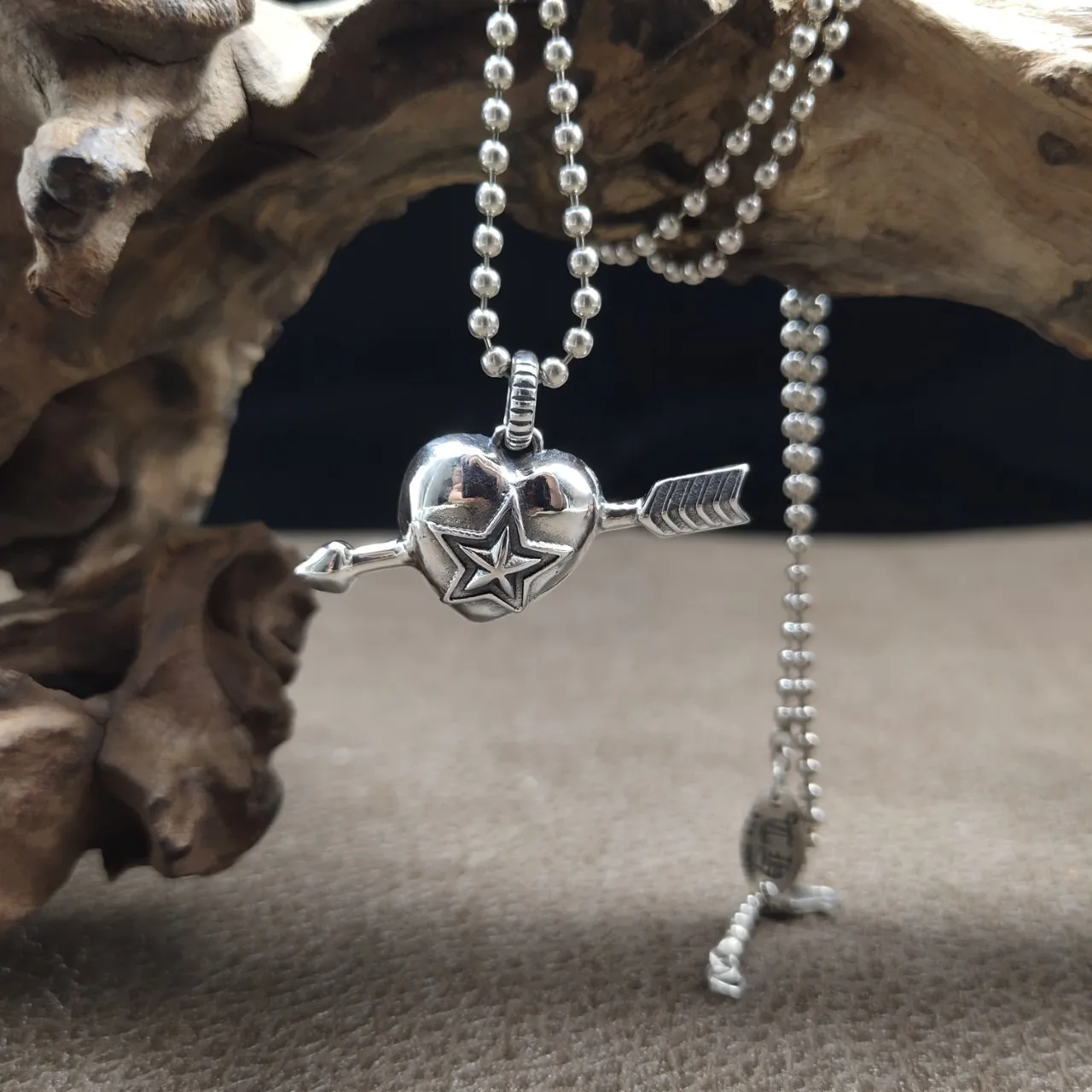 Fashion brand trend vintage 925 sterling silver big XINGX necklace men and women go through heart with one arrow pendant