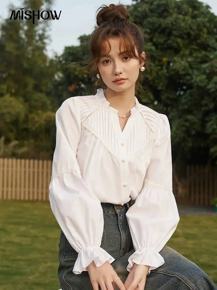MISHOW Frans orgel geplooid shirt met V-hals 2025, herfstbloemblaadje, patchwork, ruchemouwen, effen parel, enkele rij knopen, tops MXD13X1354