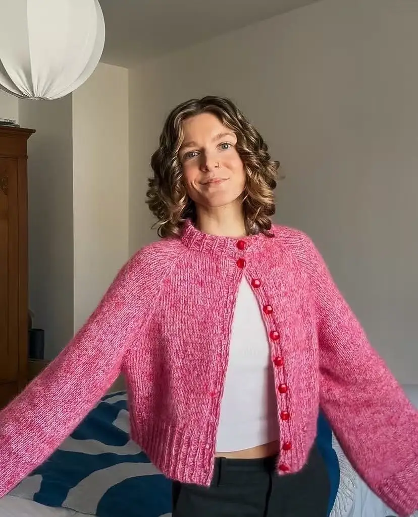 

Stand up collar long sleeved knitted cardigan for women, loose and casual, slimming and retro, Xiaoxiang Heavy Industry