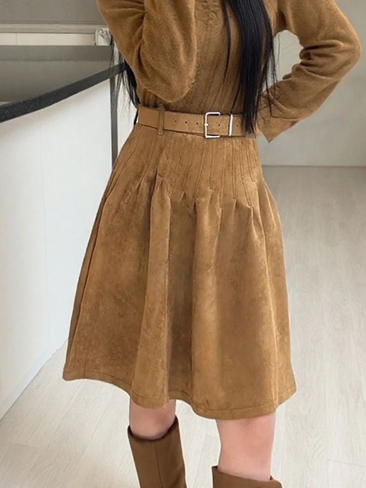 

Retro Korean Sle Suede Pleated Midi Skirt for Women Coffee Color A-Line Umbrella Skirt High Waist Daily Wear Winter New