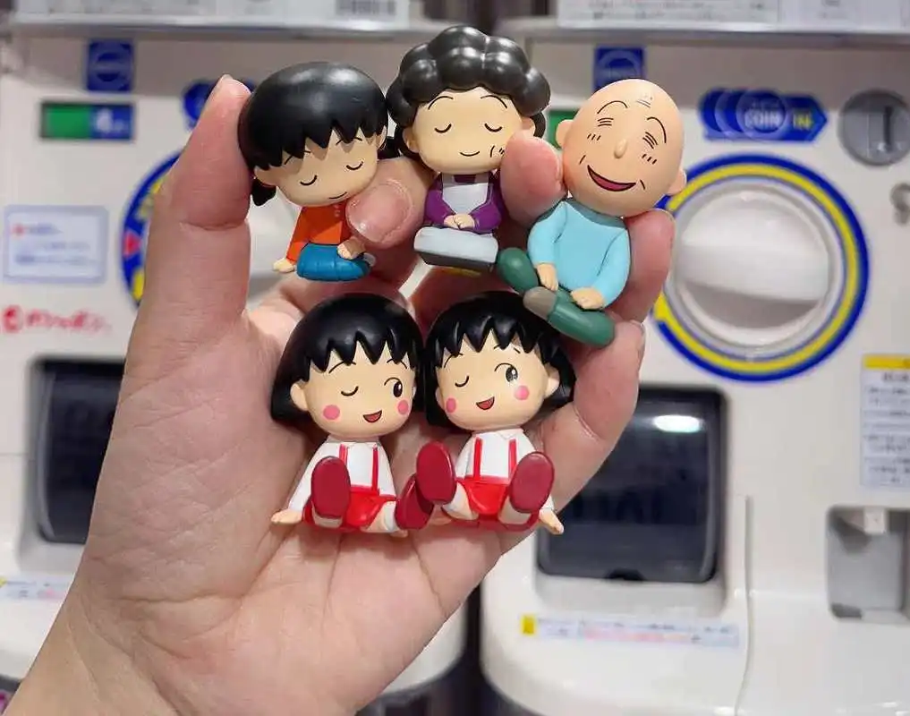 New Product In Stock Little Maruko Family Shoulder To Shoulder Second Round Blind Box Cute Desktop Ornament Doll Festival Gift