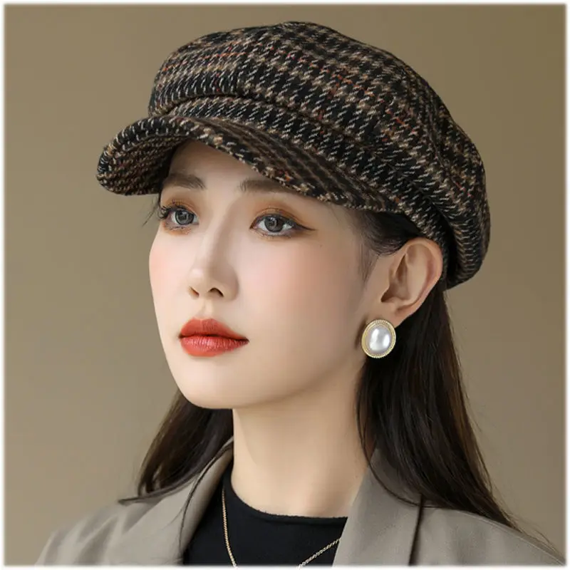 Autumn and Winter New Ladies Octagonal Hat Painter Big Face British Korean Version Beret Fashion Soft Top Short Brim Plaid Cap