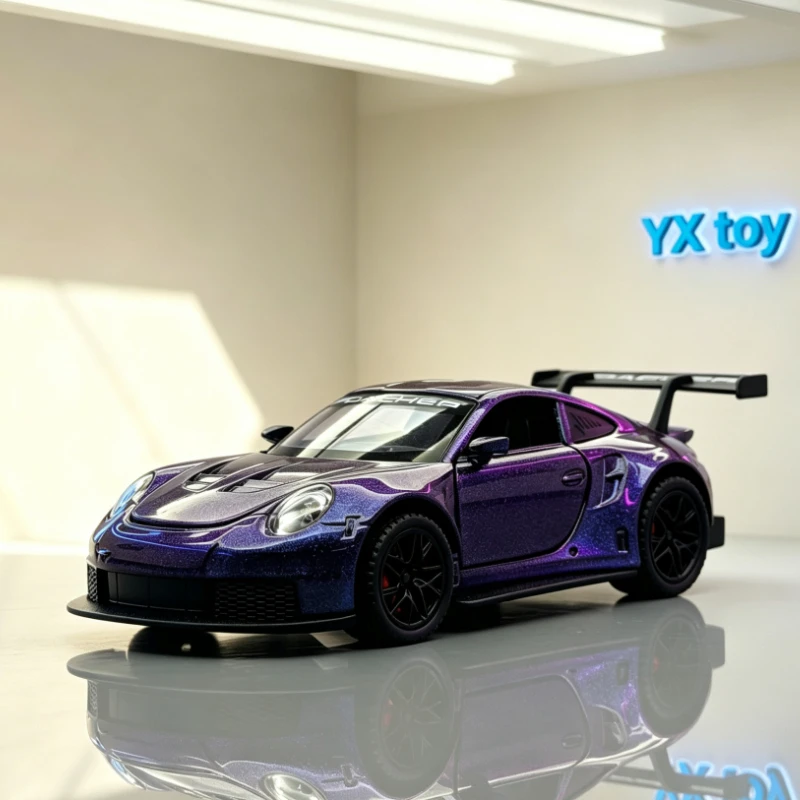 1:32 GTR Alloy Diecast Race Car Model Simulation Toy Vehicle Desktop Ornament For Hobby Enthusiasts Car Fans Tabletop Display